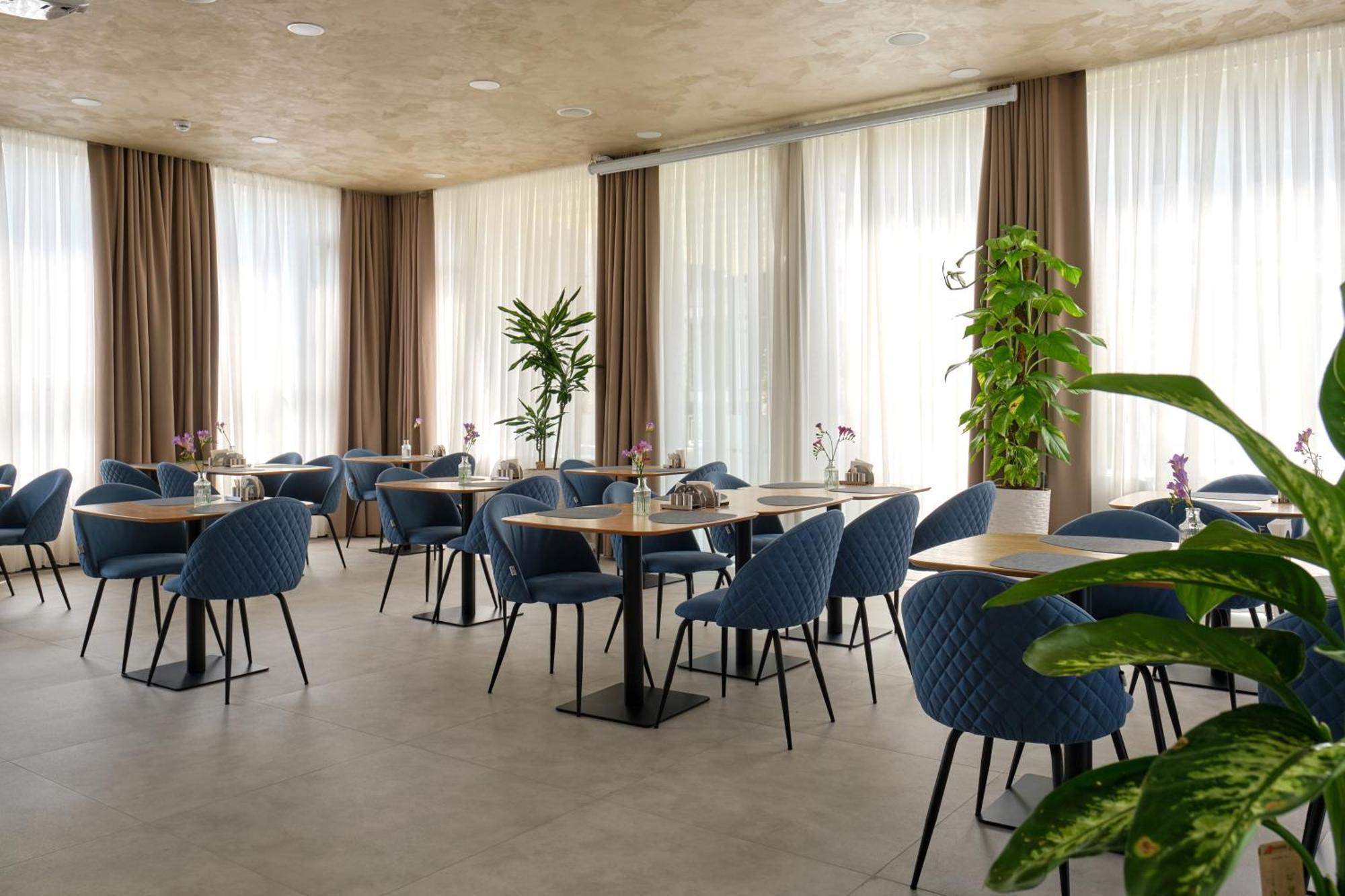 Stylo Residences & Suites Tasjkent Buitenkant foto